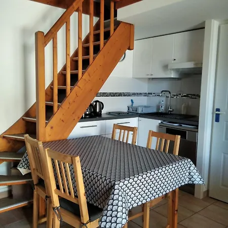 Maison *